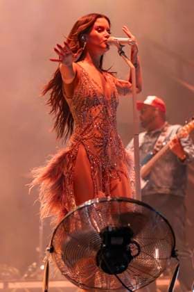 Maren Morris performs at Manchester Albert Hall Maren Morris performs at Albert Hall, Manchester, England, 5th November 2025, Credit:Mike Gray Avalon  Copyright: xMikexGrayx xAvalonx 1050673542
