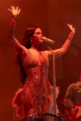 Maren Morris performs at Manchester Albert Hall Maren Morris performs at Albert Hall, Manchester, England, 5th November 2025, Credit:Mike Gray Avalon  Copyright: xMikexGrayx xAvalonx 1050673894