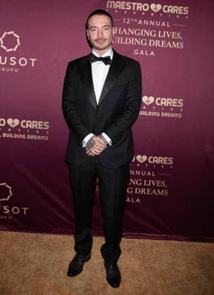 Red carpet for the 12th Annual Maestro Cares Foundation Gala Featuring: J. Balvin Where: New York, New York, United States When: 05 Nov 2025 Credit: Janet Mayer INSTARimages.com EDITORIAL USE ONLY. NOT FOR USE BY NEWSPAPERS BASED IN THE UK. Copyright: xx instar55245195