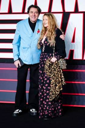Jonathan Ross mit Ehefrau Jane Goldman bei der Premiere des Kinofilms The Running Man im Odeon Luxe Leicester Square. London, 05.11.2025