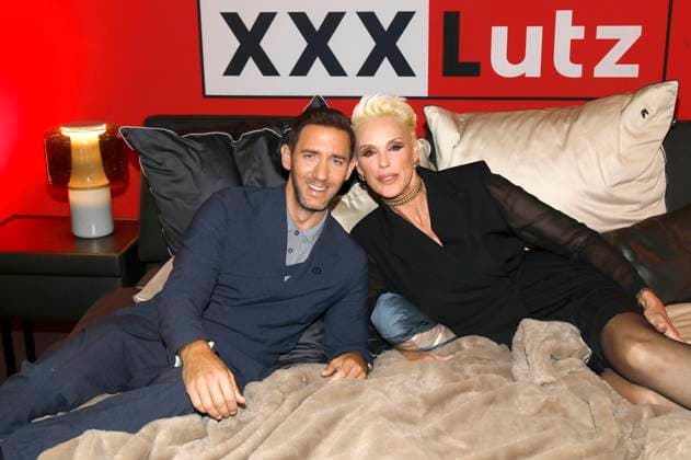 Marcel Remus und Brigitte Nielsen beim XXXLutz x Marcel Remus Collection Launch im Premium-Möbel- und Einrichtungshaus XXXLutz. Nürnberg, 05.11.2025