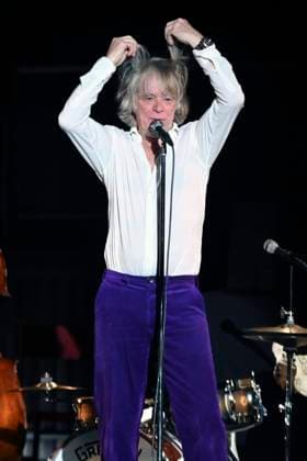 Helge Schneider live bei einem Konzert seiner Ein Mann und seine Musik -Tour im Kuppelsaal. Hannover, 05.11.2025