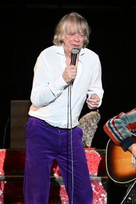 Helge Schneider live bei einem Konzert seiner Ein Mann und seine Musik -Tour im Kuppelsaal. Hannover, 05.11.2025