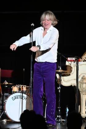 Helge Schneider live bei einem Konzert seiner Ein Mann und seine Musik -Tour im Kuppelsaal. Hannover, 05.11.2025