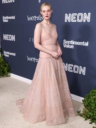 Los Angeles Premiere Of Neon s Sentimental Value American actress and singer Elle Fanning wearing a Fendi Couture dress and Cartier jewelry arrives at the Los Angeles Premiere Of Neon s Sentimental Value held at the DGA Theater Complex at The Directors Guild of America in Los Angeles, California, United States. DGA Theater Complex at The Directors Guild of America, Los Angeles, California, USA California United States  Copyright: xImagexPressxAgencyx originalFilename: collin-losangel251106_npJ3M.jpg
