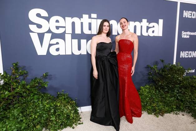 Los Angeles Premiere Of Neon s Sentimental Value Norwegian actress Inga Ibsdotter Lilleaas and Norwegian actress Renate Reinsve wearing a Schiaparelli FW25 Couture gown arrive at the Los Angeles Premiere Of Neon s Sentimental Value held at the DGA Theater Complex at The Directors Guild of America in Los Angeles, California, United States. DGA Theater Complex at The Directors Guild of America, Los Angeles, California, USA California United States  Copyright: xImagexPressxAgencyx originalFilename: collin-losangel251106_npptj.jpg