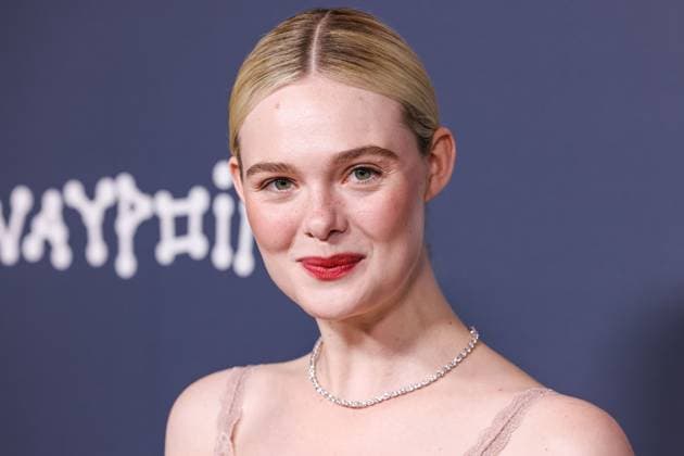 Los Angeles Premiere Of Neon s Sentimental Value American actress and singer Elle Fanning wearing a Fendi Couture dress and Cartier jewelry arrives at the Los Angeles Premiere Of Neon s Sentimental Value held at the DGA Theater Complex at The Directors Guild of America in Los Angeles, California, United States. DGA Theater Complex at The Directors Guild of America, Los Angeles, California, USA California United States  Copyright: xImagexPressxAgencyx originalFilename: collin-losangel251106_npS0Z.jpg