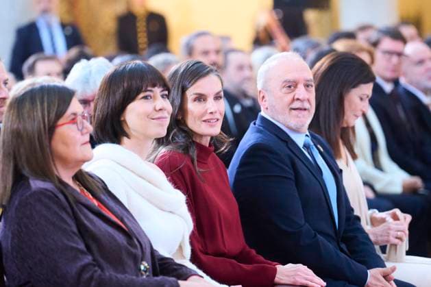 Queen Letizia attends the delivery of the 2024 and 2025 National Innovation and Design Awards Queen Letizia of Spain attends the delivery of the 2024 and 2025 National Innovation and Design Awards at El Pardo Royal Palace on November 6, 2025 in Madrid, Spain Photo by IMAGO MPG Madrid El Pardo Royal Palace Madrid Spain  Copyright: xMPGx