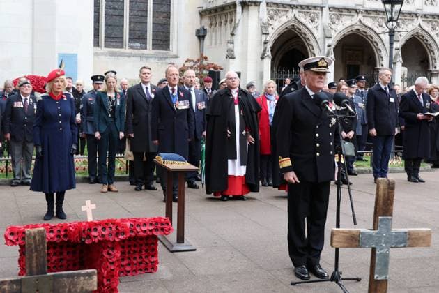 Queen Camilla Attends The 97th Field Of Remembrance Queen Camilla visits the 97th Field Of Remembrance alongside President of the Poppy Factory, Surgeon Rear Admiral Lionel Jarvis CBE DL at Westminster Abbey on November 06, 2025 in London, England. The Field of Remembrance has been held every November since 1928 when The Poppy Factory, of which Queen Camilla is Patron, brought a group of disabled veterans, a tray of poppies and a collecting tin to the grounds of St Margaret s Church at Westminster Abbey., Credit:Avalon.red Avalon United Kingdom, England, London, Westminster Abbey Copyright: xAvalon.redx xAvalonx 1050721431