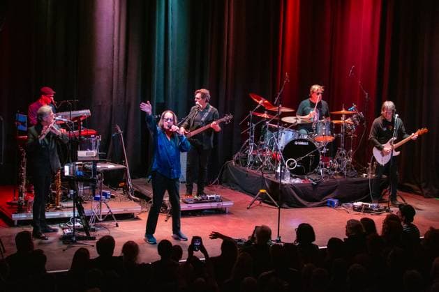 Todd Rundgren live in Oslo, Norway Oslo, Norway. 05th, November 2025. The American singer, songwriter and musician Todd Rundgren performs a live concert at Cosmopolite in Oslo. Norway, Oslo  Copyright: xGonzalesxPhoto Per-OttoxOppix