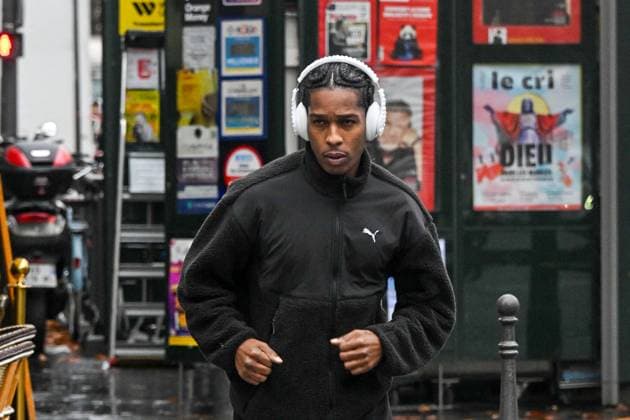 American rapper, songwriter, producer, director and actor A AP Rocky ASAP goes for a jog on an autumn morning in Paris, France, on November 6, 2025 Yehiel Chekroune Bestimage American rapper, songwriter, producer, director and actor A AP Rocky ASAP goes for a jog on an autumn morning in Paris, France, on November 6, 2025 Paris France Copyright: xYehielxChekrounex xBestimagexYehielxChekrounex xBestimagex