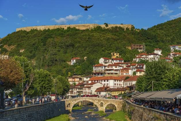 Die Altstadt von Prizren und die Festung Prizren im Kosovo The Old Town of Prizren and Prizren Fortress in Kosovo Copyright: imageBROKER ChunxJuxWu ibxiqx15476740.jpg