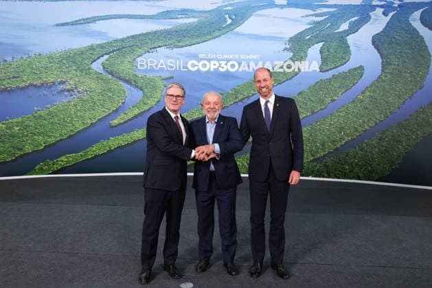 The Prince of Wales Attends COP30 06 11 2025. BelÃ m, Brazil. The Prince of Wales, British Prime Minister Sir Keir Starmer and President of Brazil Luiz Inacio Lula da Silva during the World Leaders Summit at COP30., Credit:Pete Maclaine Avalon Brazil, BelÃ m  Copyright: xPetexMaclainex xAvalonx 1050762286