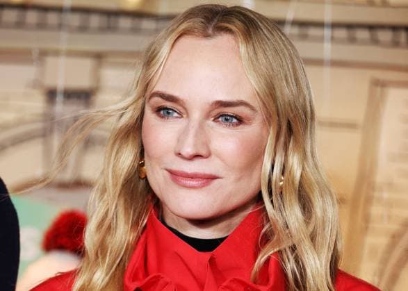 Entertainment Bilder des Tages German actress and model Diane Kruger godmother inaugurates the launch of Christmas windows with New York colors at Printemps Haussmann from November 6, 2025 to January 4, 2026 in the 9th arrondissement of Paris, France, on November 6, 2025 Denis Guignebourg Bestimage Diane Kruger during the Le Printemps Launch of Christmas Windows Animations And Lights at Le Printemps, in Paris, France, on November 6, 2025 Paris France  Copyright: xDenisxGuignebourgx xBestimagexDenisxGuignebourgx xBestimagex