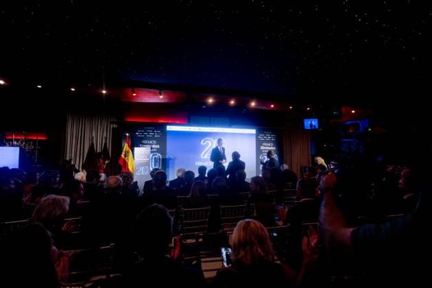 The King attends the XXV anniversary of the newspaper 20MINUTOS King Felipe VI speaks during the celebration of the XXV anniversary of the newspaper 20MINUTOS, at the Teatro Real, on November 6, 2025, in Madrid Spain The III edition of the 20MINUTOS Awards will also be held to recognize the work of institutions and personalities to build a better society 06 NOVEMBER 2025 JOURNALISM ANNIVERSARY 25 YEAR ANNIVERSARY 20 MINUTOS AWARDS KING FELIPE VI Madrid Madrid Spain  Copyright: xRicardoxRubiox 7081503