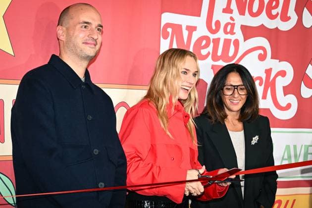 Inauguration of the Printemps Christmas window displays in Paris FA German artist Diane Kruger inaugurates with Printemps’ marketing director Jean Gasnier and general manager of Printemps Haussmann Laetitia Henry before the Printemps Christmas window displays in Paris, on November 6, 2025. Photo by Firas Abdullah ABACAPRESS.COM Paris Ile-de-France France  Copyright: xAbdullahxFiras ABACAx