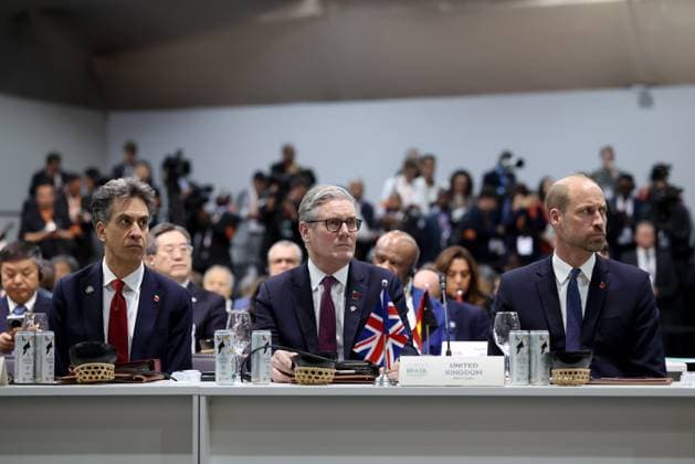 Prime Minister Keir Starmer attends COP30 Summit in Brazil 06 11 2025. BelÃ m, Brazil. Prime Minister Keir Starmer, The Prince of Wales and Secretary of State for Energy Security and Net Zero Ed Miliband attend the 2025 United Nations Climate Change Conference COP30 summit., Credit:Lauren Hurley Avalon Brazil, Para, BelÃ m, 10 Downing Street  Copyright: xLaurenxHurleyx xAvalonx 1050802032