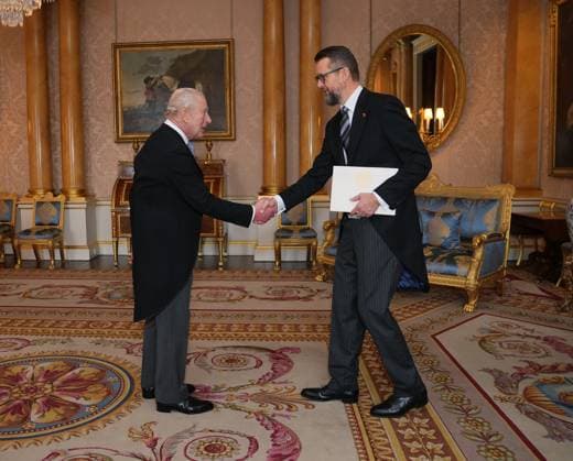 Audience at Buckingham Palace Sven Sakkov, Ambassador of Estonia, presents his credentials to King Charles III during a private audience at Buckingham Palace, London. Picture date: Thursday November 6, 2025., Credit:Yui Mok Avalon UK, London  Copyright: xYuixMokx xAvalonx 1050802022