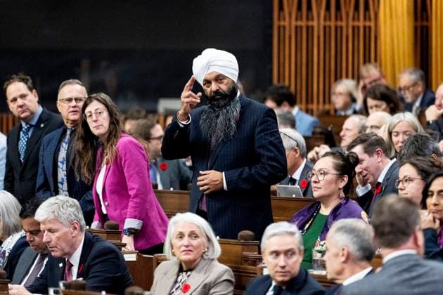 November 6, 2025, Ottawa, On, Canada: Secretary of State of International Development Randeep Sarai votes in the House of the Commons on Parliament Hill in Ottawa, on Thursday, Nov. 6, 2025. Ottawa Canada  - ZUMAc35_ 20251106_zaf_c35_177 Copyright: xSpencerxColbyx