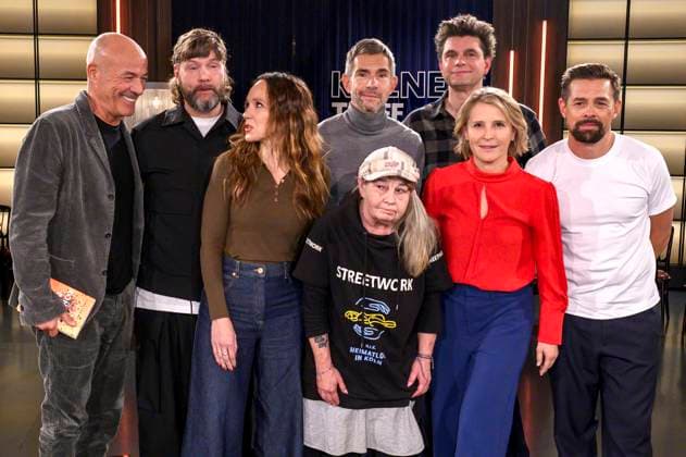Heiner Lauterbach, Rea Garvey, Carolin Kebekus, Linda Rennings, Micky Beisenherz, Lutz van der Horst, Susan Link und Klaas Heufer-Umlauf bei der Aufzeichnung der WDR-Talkshow Kölner Treff im WDR Studio BS 3. Köln, 06.11.2025
