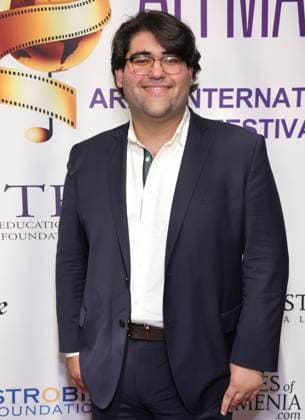 06 November 2025 - Hollywood, California - Arvin Ferdows. the Arpa International Film Festival premiere of Ã’Deadly Vows.O held at TLC Chinese Theater. Hollywood USA - ZUMAa123 20251106_zaa_a123_105 Copyright: xADx