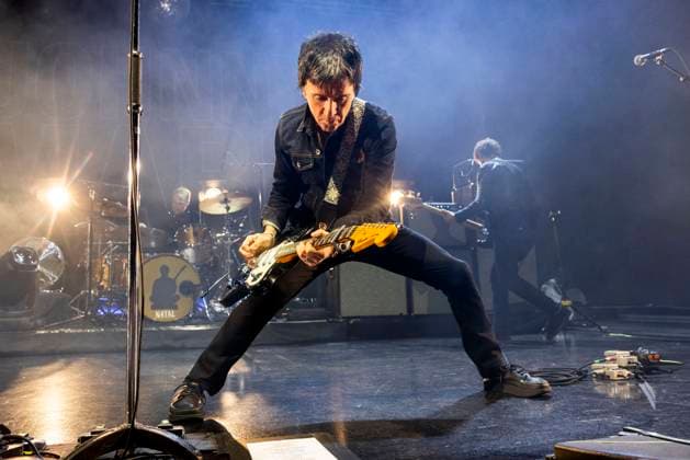 Johnny Marr In Concert Johnny Marr performs live in concert at Fabrique in Milano, Italy, on November 6, 2025. Milano Milano Italy  Copyright: xMairoxCinquettix originalFilename: cinquetti-johnnyma251106_npbuB.jpg