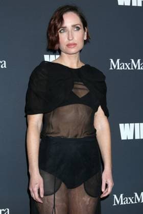 November 7, 2025, Beverly Hills, Ca, USA: LOS ANGELES - NOV 6: Zoe Lister Jones at the 2025 Women in Film Honors at the Beverly Hilton Hotel on November 6, 2025 in Beverly Hills, CA Beverly Hills USA - ZUMAb170 20251107_aap_b170_012 Copyright: xKayxBlakex