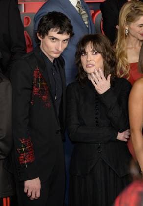 Stranger Things 5 Premiere - Los Angeles, USA LOS ANGELES, USA. November 06, 2025: Finn Wolfhard & Winona Ryder at the premiere for Netflix s Stranger Things 5 at the TCL Chinese Theatre. Los Angeles CA USA  Copyright: xPaulxSmith Featureflashx