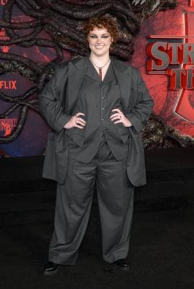 Stranger Things 5 Premiere - Los Angeles, USA LOS ANGELES, USA. November 06, 2025: Shannon Purser at the premiere for Netflix s Stranger Things 5 at the TCL Chinese Theatre. Los Angeles CA USA  Copyright: xPaulxSmith Featureflashx