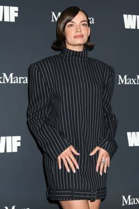 November 7, 2025, Beverly Hills, Ca, USA: LOS ANGELES - NOV 6: Emma Mackey at the 2025 Women in Film Honors at the Beverly Hilton Hotel on November 6, 2025 in Beverly Hills, CA Beverly Hills USA - ZUMAb170 20251107_aap_b170_122 Copyright: xKayxBlakex