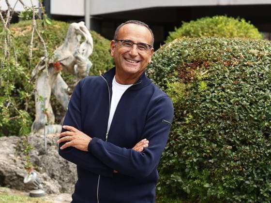 Rome, Italy: Rome, Rai headquarters formerly in Teulada, photocall for the TV show Sanremo Giovani. Pictured: Carlo Conti Rome Italy  - ZUMAp169 20251107_zea_p169_227 Copyright: xMarcoxProvvisionatox