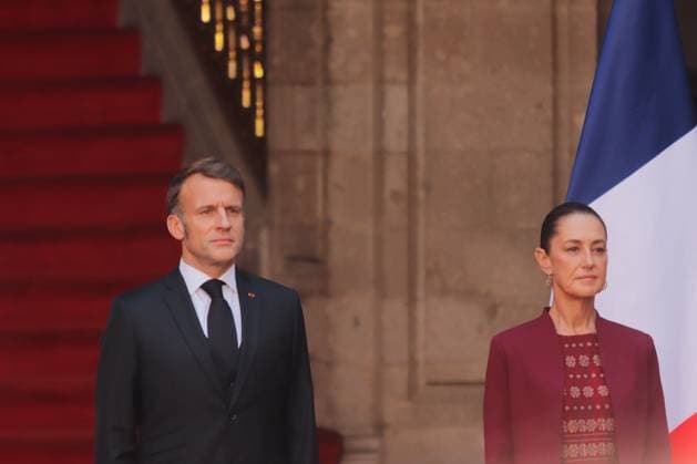 MexicoÃ¢â‚¬â ¢s President Claudia Sheinbaum Pardo and French President Emmanuel Macron during the welcome ceremony as part of Emmanuel Macron working visit to Mexico at the National Palace. on November 7, 2025 in Mexico City, Mexico. Mexico City Mexico - ZUMAe321 20251107_zia_e321_011 Copyright: xCarlosxSantiagox