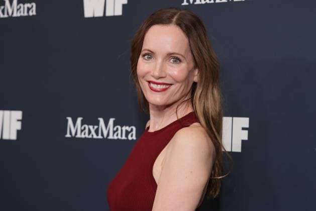 Women in Film - WIF Honors 2025 Leslie Mann,wearing Max Mara, attends the 2025 WIF Honors Presented By Max Mara at the Beverly Hilton on November 06, 2025 in Los Angeles, California. Beverly Hills The Beverly Hilton CA USA Copyright: xCraSH imageSPACEx