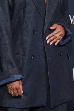 Women in Film - WIF Honors 2025 Regina King, jewlery detail attends the 2025 WIF Honors Presented By Max Mara at the Beverly Hilton on November 06, 2025 in Los Angeles, California. Beverly Hills The Beverly Hilton CA USA Copyright: xCraSH imageSPACEx