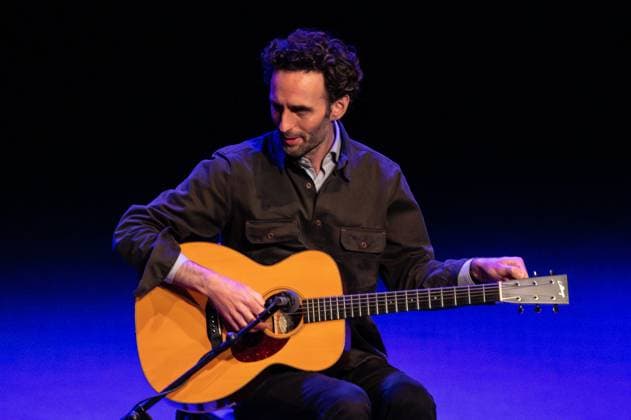 Julian Lage performs in Madrid, Spain - 07 Nov 2025 American jazz guitarist Julian Lage performs during the JAZZMADRID concert at the Fernanda Gómez Theatre in Madrid. Madrid Spain Copyright: xAtilanoxGarciax xSOPAxImagesx FOTO55055