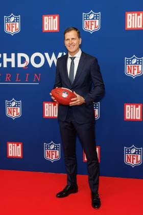Empfang - BILD NFL TOUCHDOWN BERLIN - Oliver Bierhoff beim BILD TOUCHDOWN BERLIN National Football League - Empfang, anlässlich des ersten regulären Saisonspiels der NFL Teams Indianapolis Colts vs. Atlanta Falcons am 07.11.2025 im Axel-Springer-Hochhaus in Berlin. Copyright: xEventpressxKochanx