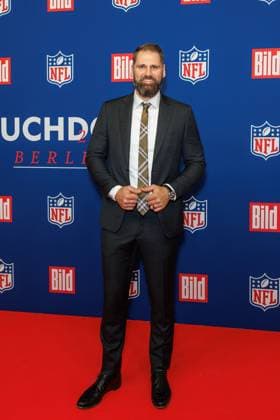 Empfang - BILD NFL TOUCHDOWN BERLIN - Sebastian Vollmer beim BILD TOUCHDOWN BERLIN National Football League - Empfang, anlässlich des ersten regulären Saisonspiels der NFL Teams Indianapolis Colts vs. Atlanta Falcons am 07.11.2025 im Axel-Springer-Hochhaus in Berlin. Copyright: xEventpressxKochanx