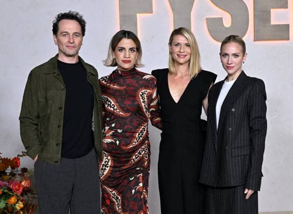 ˜The Beast In Me™ FYC Event Matthew Rhys, Natalie Morales, Claire Danes and Brittany Snow arriving to ˜The Beast In Me™ FYC event held at the Netflix Tudum Theater on November 7, 2025 in Hollywood, Ca. Hollywood Netflix Tudum Theater California USA Copyright: xLisaxOConnor xAFF-USA.COMx