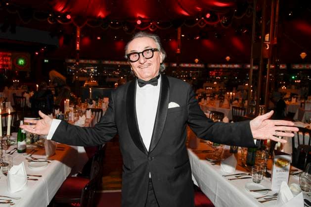 abb Palazzo- Lo Graf von Blickensdorf zu Gast bei der Gala Premiere von Kolja Kleeberg und Hans-Peter Wodarz 17. Dinner Show Unikate im PALAZZO-Spiegelpalast am 07.11.2025 in Berlin Berlin Deutschland