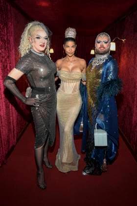 abb Palazzo- Sheila Wolf, Micaela Schäfer und Gisela Kloppke zu Gast bei der Gala Premiere von Kolja Kleeberg und Hans-Peter Wodarz 17. Dinner Show Unikate im PALAZZO-Spiegelpalast am 07.11.2025 in Berlin Berlin Deutschland