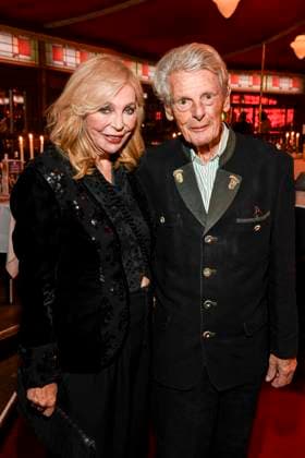 abb Palazzo- Evelyn Bresser und Klaus Bresser zu Gast bei der Gala Premiere von Kolja Kleeberg und Hans-Peter Wodarz 17. Dinner Show Unikate im PALAZZO-Spiegelpalast am 07.11.2025 in Berlin Berlin Deutschland