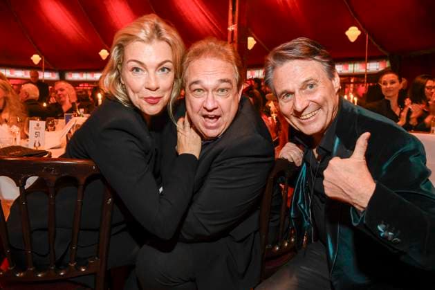 abb Palazzo- Connie Kalkofe, Oliver Kalkofe und Wolfgang Bahro zu Gast bei der Gala Premiere von Kolja Kleeberg und Hans-Peter Wodarz 17. Dinner Show Unikate im PALAZZO-Spiegelpalast am 07.11.2025 in Berlin Berlin Deutschland
