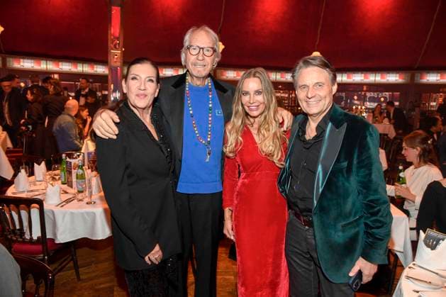 abb Palazzo- Katy Karrenbauer, Reiner Schoene, Xenia Seeberg und Wolfgang Bahro zu Gast bei der Gala Premiere von Kolja Kleeberg und Hans-Peter Wodarz 17. Dinner Show Unikate im PALAZZO-Spiegelpalast am 07.11.2025 in Berlin Berlin Deutschland