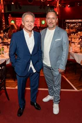 abb Palazzo- Axel Pape und Lars Pape zu Gast bei der Gala Premiere von Kolja Kleeberg und Hans-Peter Wodarz 17. Dinner Show Unikate im PALAZZO-Spiegelpalast am 07.11.2025 in Berlin Berlin Deutschland