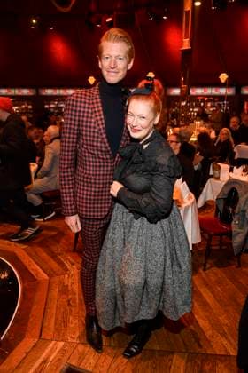 abb Palazzo- Tobias Stærbo und Enie van de Meiklokjes zu Gast bei der Gala Premiere von Kolja Kleeberg und Hans-Peter Wodarz 17. Dinner Show Unikate im PALAZZO-Spiegelpalast am 07.11.2025 in Berlin Berlin Deutschland