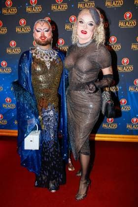 Gala-Premiere 2025 der Palazzo Dinner Show im Spiegelpalast in Berlin Berlin, 7.11.2025 Gisela Kloppke und Sheila Wolf bei der Gala-Premiere 2025 der Palazzo Dinner Show im Spiegelpalast in Berlin Berlin Copyright: xMatthiasxGränzdörferx