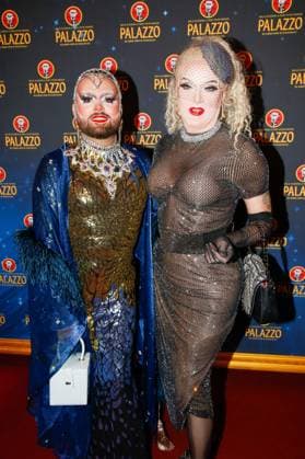 Gala-Premiere 2025 der Palazzo Dinner Show im Spiegelpalast in Berlin Berlin, 7.11.2025 Gisela Kloppke und Sheila Wolf bei der Gala-Premiere 2025 der Palazzo Dinner Show im Spiegelpalast in Berlin Berlin Copyright: xMatthiasxGränzdörferx