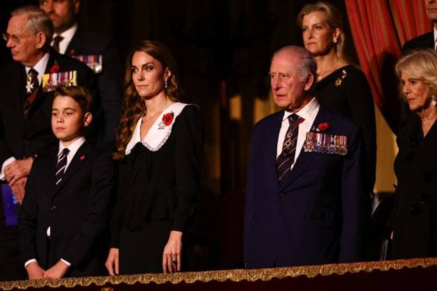. 08 11 2025. London, United Kingdom. King Charles III, Queen Camilla, Kate Middleton, the Princess of Wales and Prince George at the Royal British Legion Festival of Remembrance at the Royal Albert Hall in London.  xPoolx xi-Imagesx IIM-26363-0014