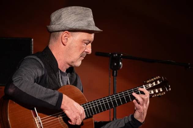 Wolfgang Muthspiel performs in Madrid, Spain - 08 Nov 2025 Austrian jazz guitarist Wolfgang Muthspiel performs during the JAZZMADRID concert at the Fernanda Gómez Theatre in Madrid. Madrid Spain Copyright: xAtilanoxGarciax xSOPAxImagesx FOTO55102