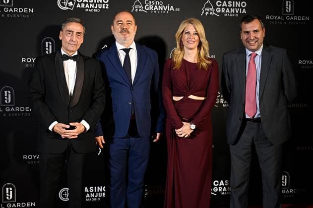 Premios Antenas de Oro Awards 2025 Familiar faces during the photocall prior to the presentation of the Antenas de Oro Awards, at the Casino de Aranjuez, on November 8, 2025, in Aranjuez, Madrid Spain The Federation of Spanish Radio and Television Associations has celebrated the 52nd edition of the Antena de Oro Awards, which recognize the work of the most relevant figures of the year in television, radio and media, which recognize the work of the most relevant figures of the year in television, radio and media 08 NOVEMBER 2025 GOLDEN ANTENAS AWARDS CASINO RADIO TELE MEDIA A Pé Aranjuez Madrid Aranjuez Madrid Madrid Espana  Copyright: xA.xPÃ rezxMecax 7087568